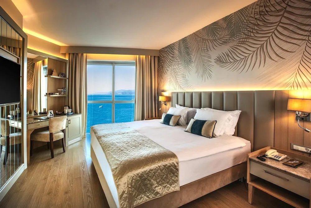 Economy Oda, Deniz Manzaralı
