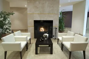 Charisma De Luxe Hotel