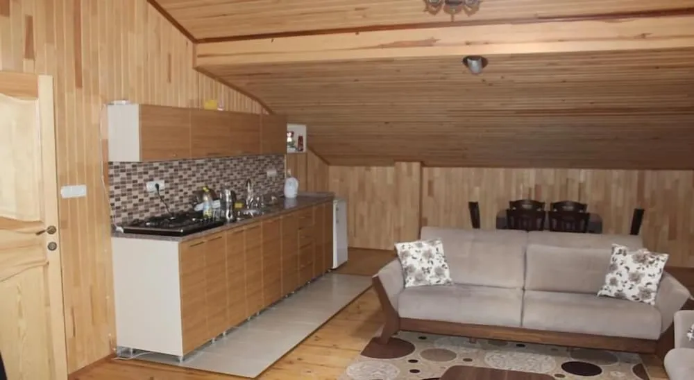 Apart Daire, Göl Manzaralı