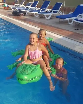 Taner Otel