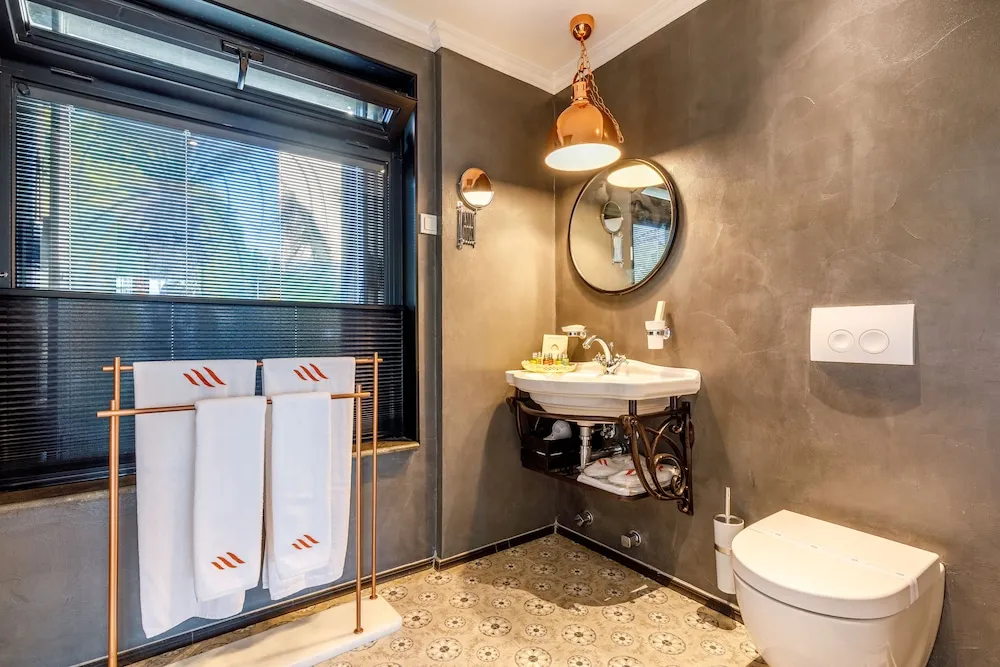 Deluxe Oda, 1 Çift Kişilik Yatak, Sigara İçilmez, Küvet