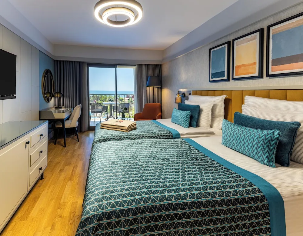 Deluxe Tek Büyük veya İki Ayrı Yataklı Oda, Deniz Manzaralı
