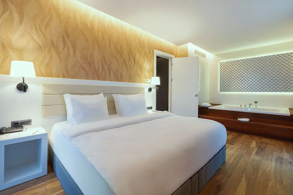 Suite Room