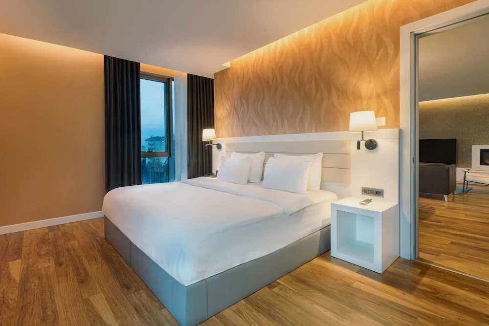 Suite Room