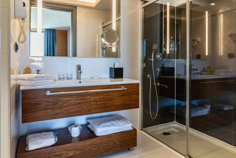 Suite Room