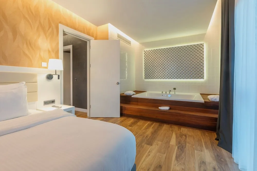 Suite Room