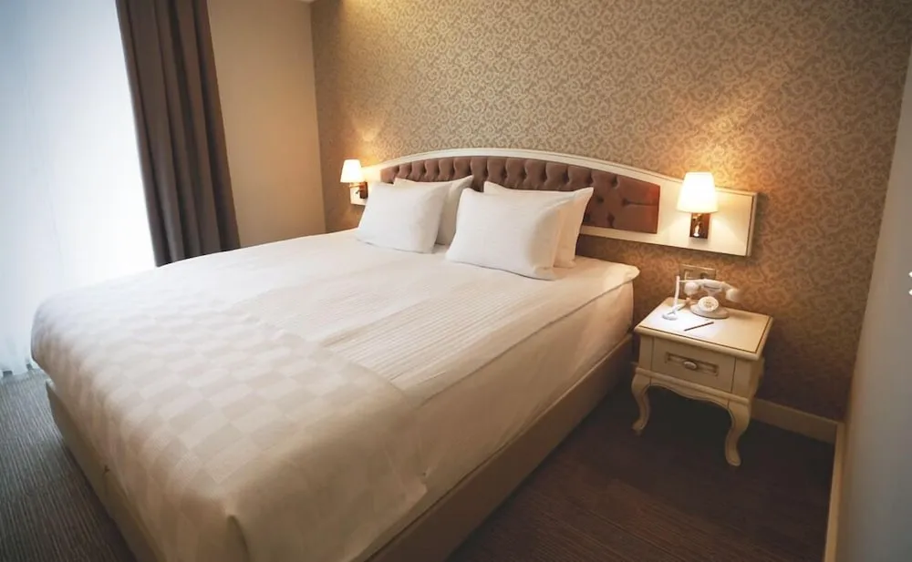 Deluxe Üç Kişilik Oda, Deniz Manzaralı