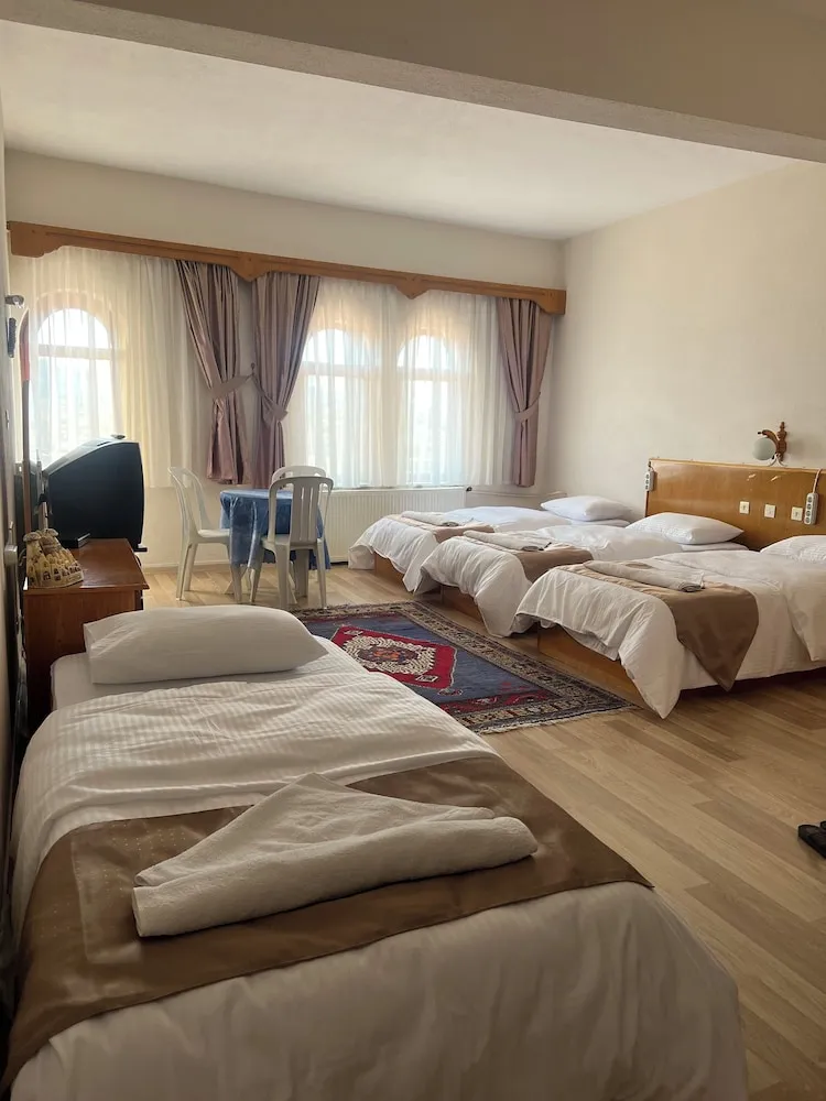 Economy Dört Kişilik Oda