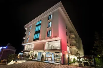 White House Hotel
