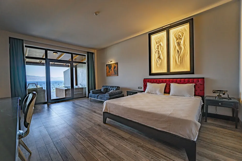 Jakuzili Superior Oda, Balkon, Deniz Manzarasi