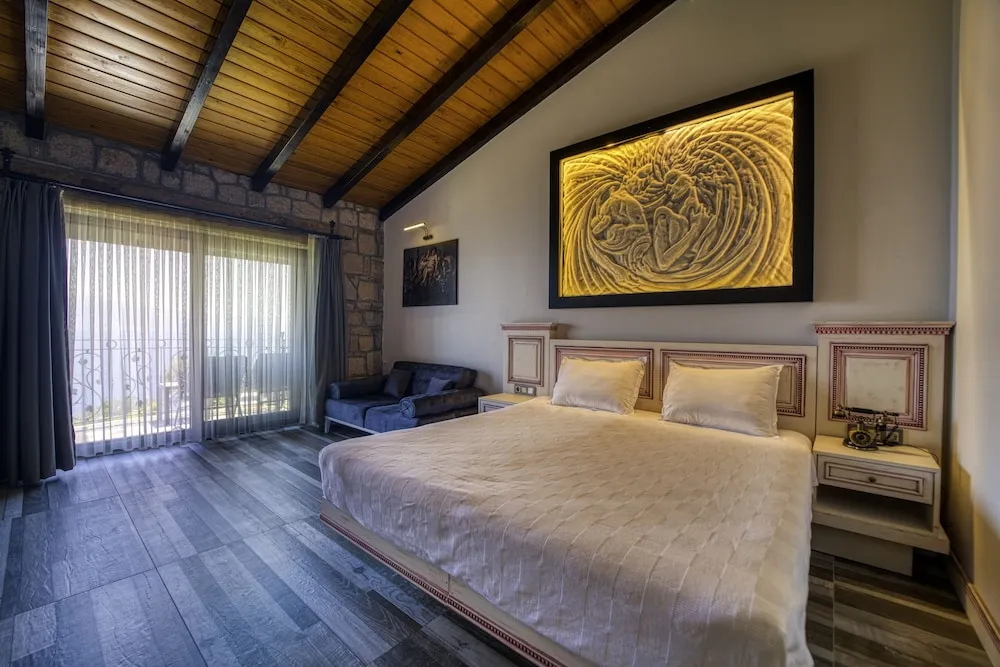 Superior Tek Büyük Yataklı Oda, Balkon, Deniz Manzaralı