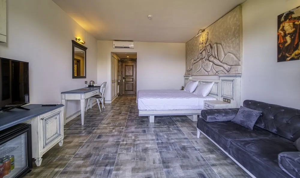 Superior Tek Büyük Yataklı Oda, Balkon, Deniz Manzaralı