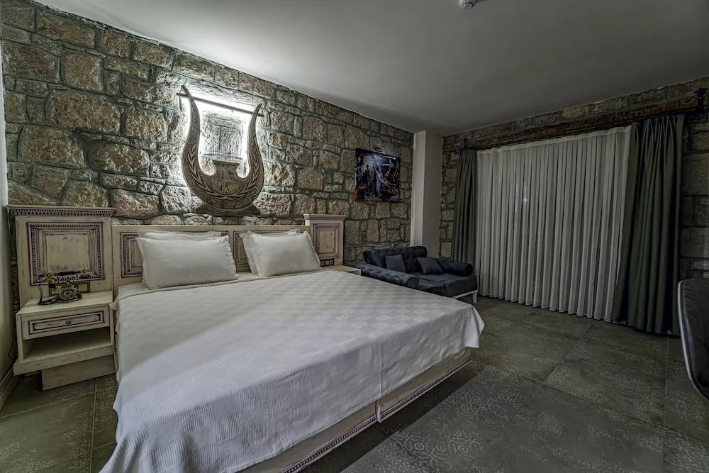 Superior Tek Büyük Yataklı Oda, Balkon, Deniz Manzaralı