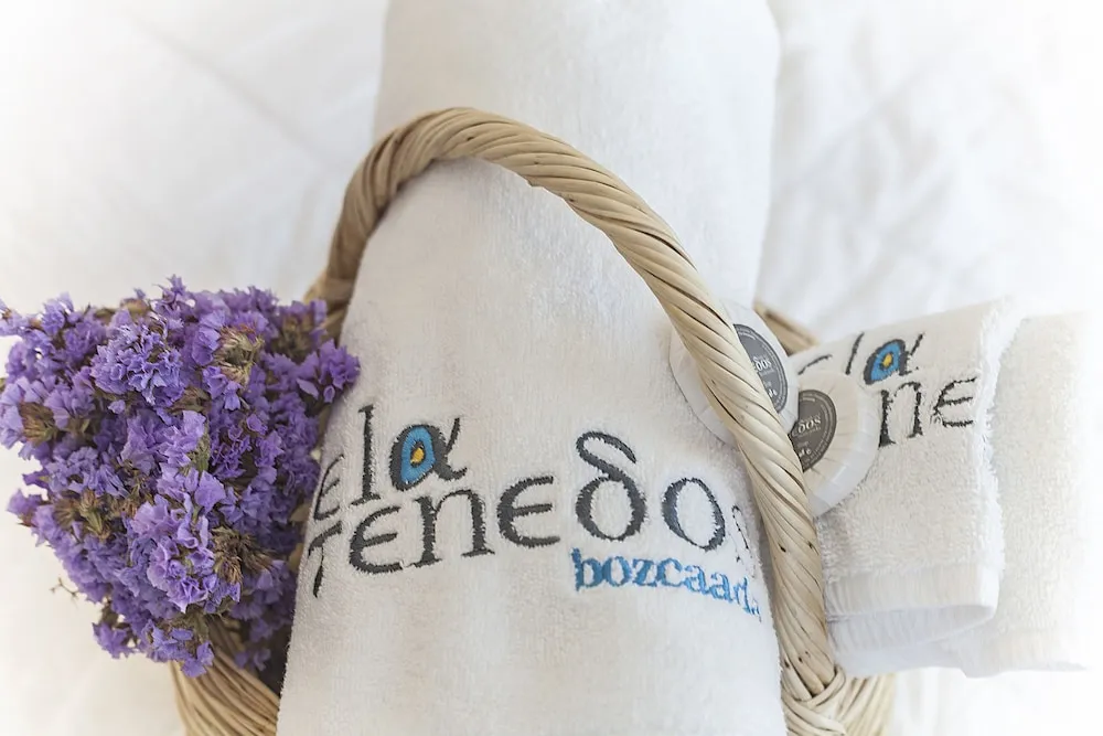 Deluxe Tek Büyük Yataklı Oda, Balkon, Deniz Manzaralı