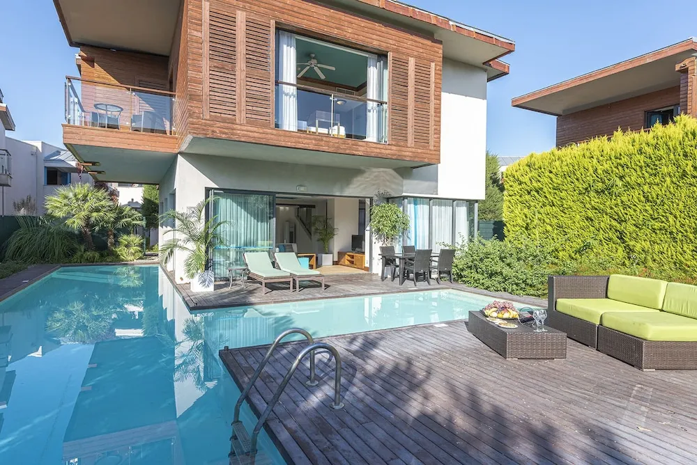 Villa