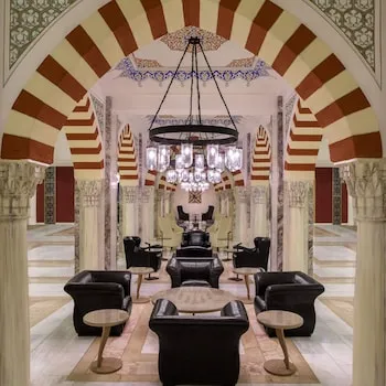 Paloma Foresta - Her Şey Dâhil