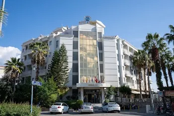 Romance Beach Hotel