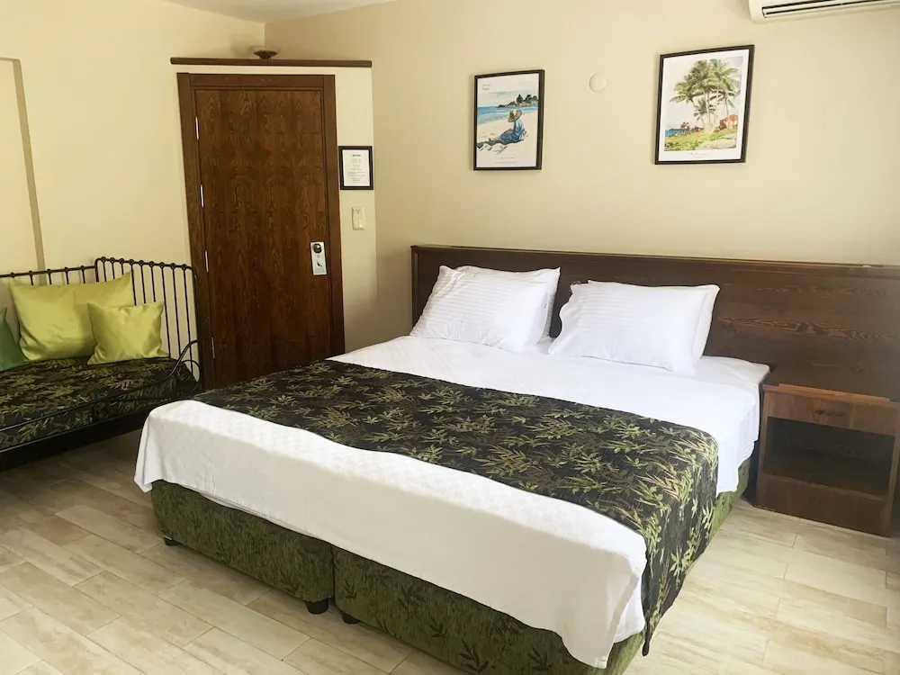 Deluxe Üç Kişilik Oda