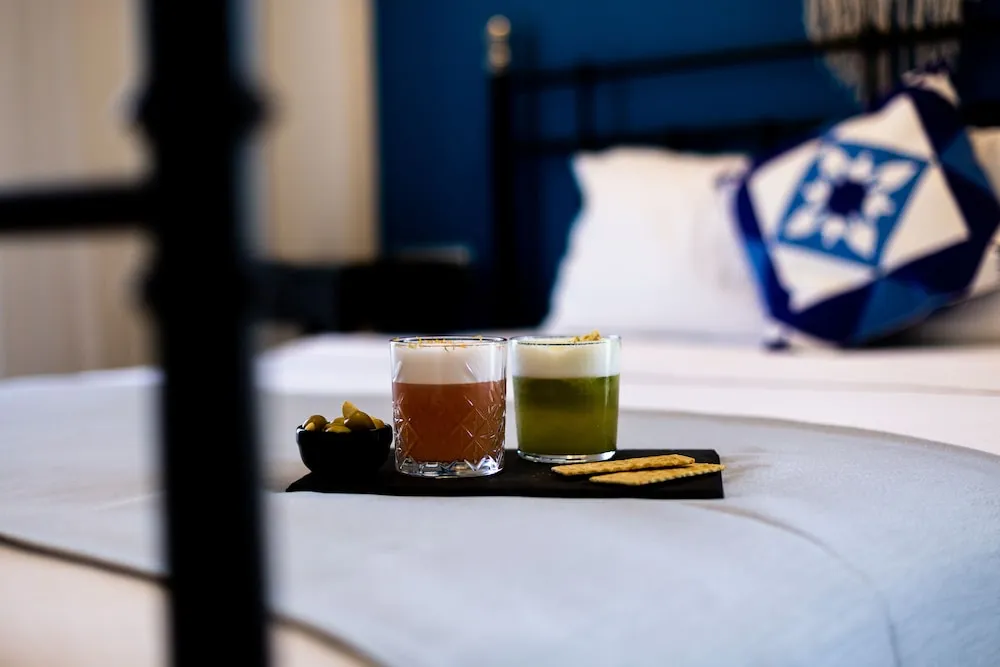 Deluxe Tek Büyük Yataklı Oda, 1 Yatak Odası, Balkon, Şehir Manzaralı