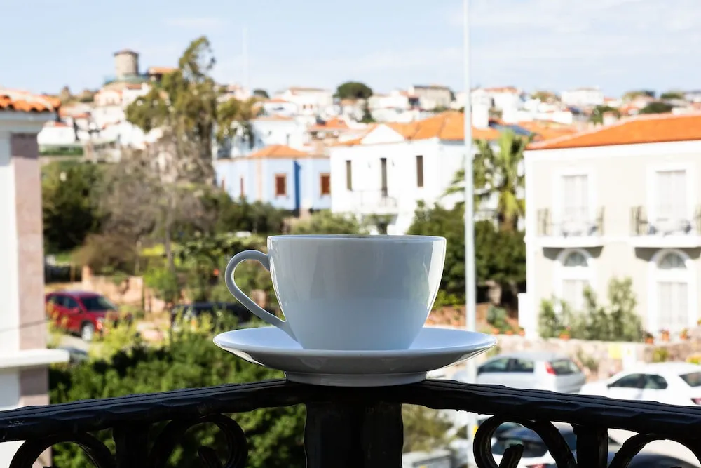 Deluxe Tek Büyük Yataklı Oda, 1 Yatak Odası, Balkon, Şehir Manzaralı