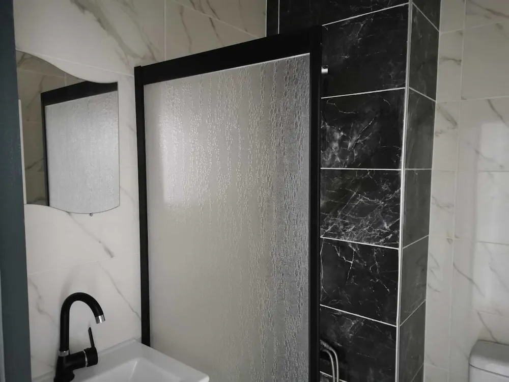 Standard Tek Büyük veya İki Ayrı Yataklı Oda, 1 Yatak Odası