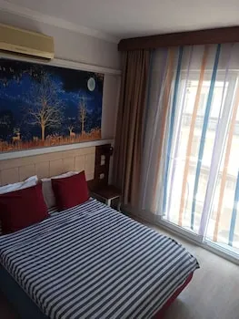 Akman Hotel