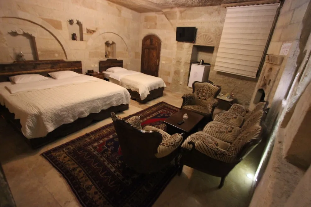 Deluxe Üç Kişilik Oda