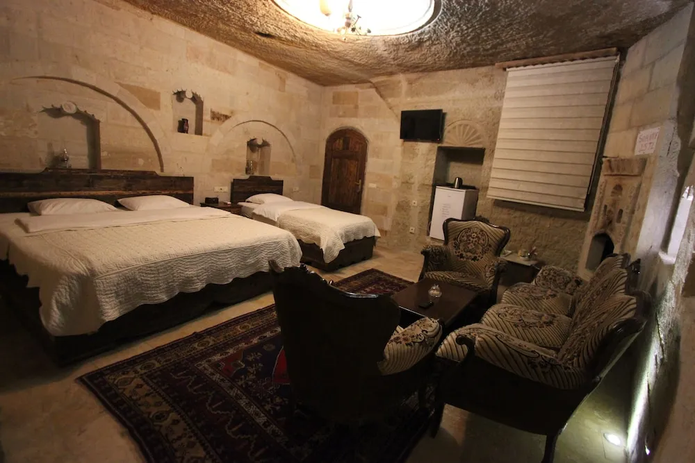Deluxe Üç Kişilik Oda