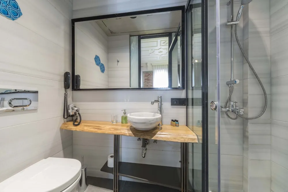 Tek Büyük Yataklı Oda, Şehir Manzaralı