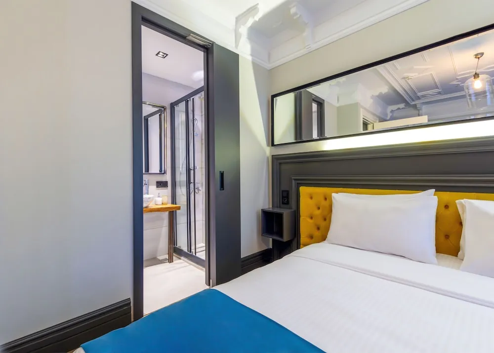 Tek Büyük Yataklı Oda, Şehir Manzaralı