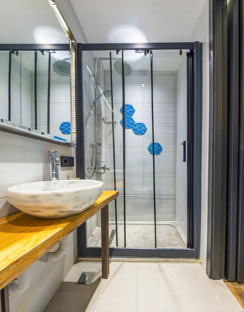 Tek Büyük Yataklı Oda, Şehir Manzaralı