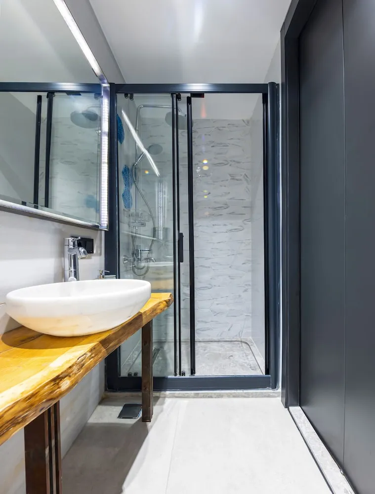 Tek Büyük Yataklı Oda, 1 Büyük (Queen) Boy Yatak