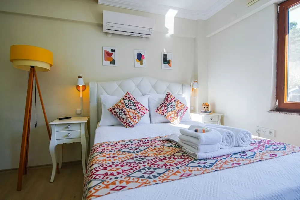 Comfort Tek Büyük Yataklı Oda