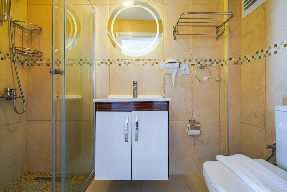 Comfort Üç Kişilik Oda, Şehir Manzaralı