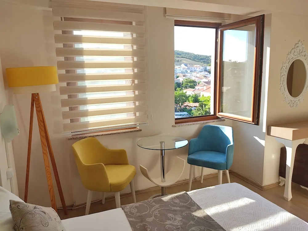 Comfort Üç Kişilik Oda, Şehir Manzaralı