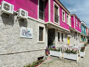 Ada Olympos Hotel