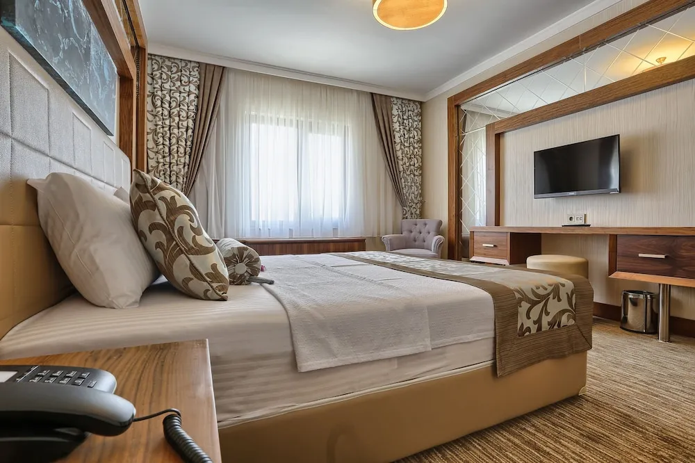 Luxury Tek Kişilik Oda, 1 Tek Kişilik Yatak, Sigara İçilebilir, Bahçe Manzaralı
