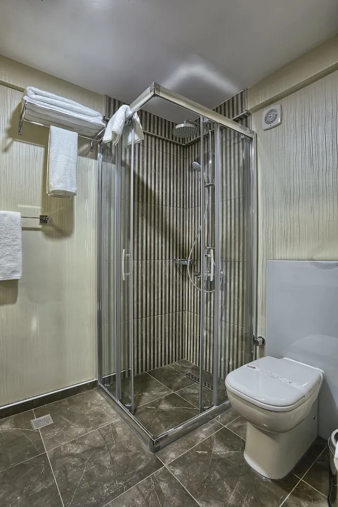 Luxury Tek Kişilik Oda, 1 Tek Kişilik Yatak, Sigara İçilebilir, Bahçe Manzaralı