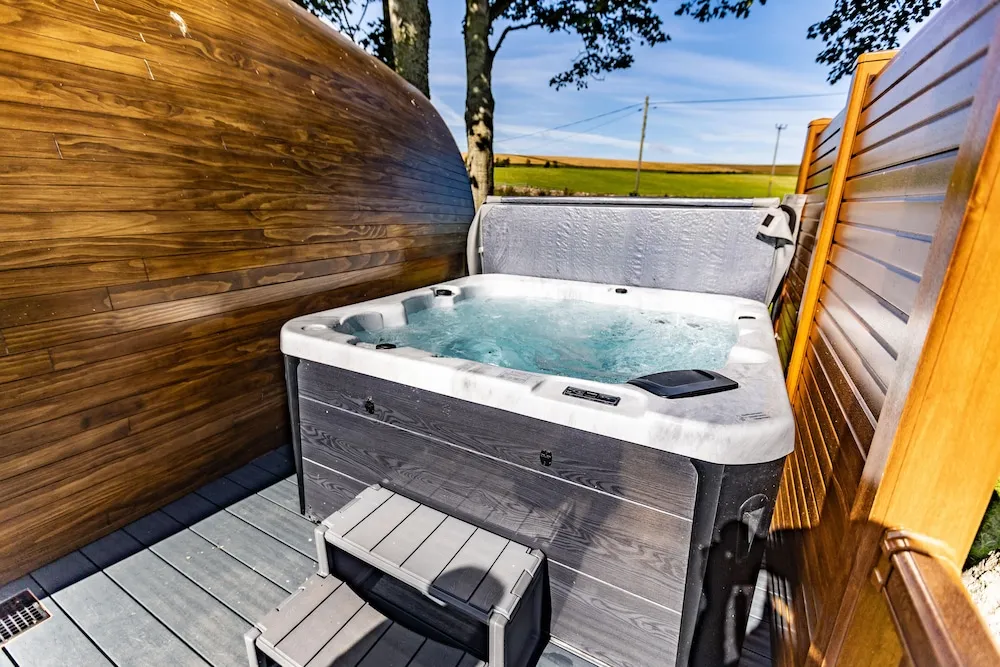 Özel spa küveti