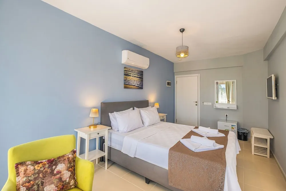 Family Oda (1 Double, 1 Single)