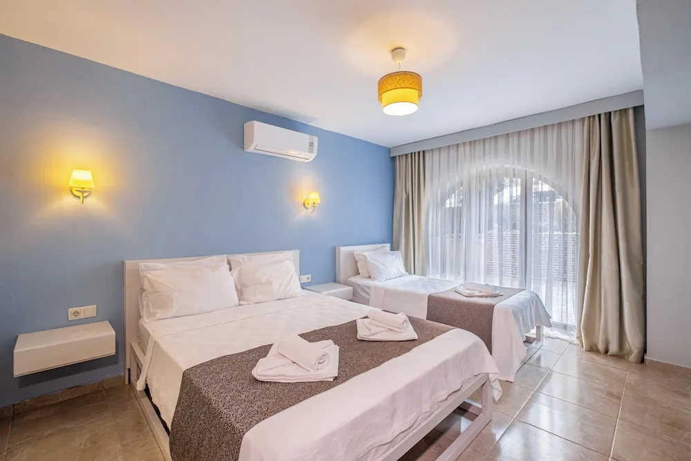 Economy Üç Kişilik Oda, Zemin Kat