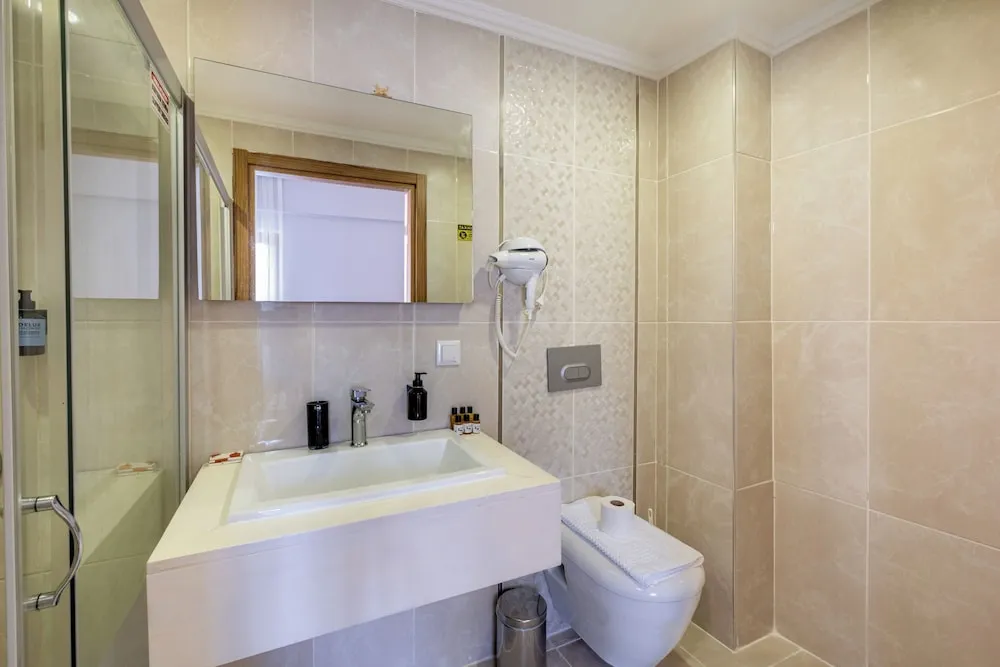 Üç Kişilik Oda, 3 Tek Kişilik Yatak