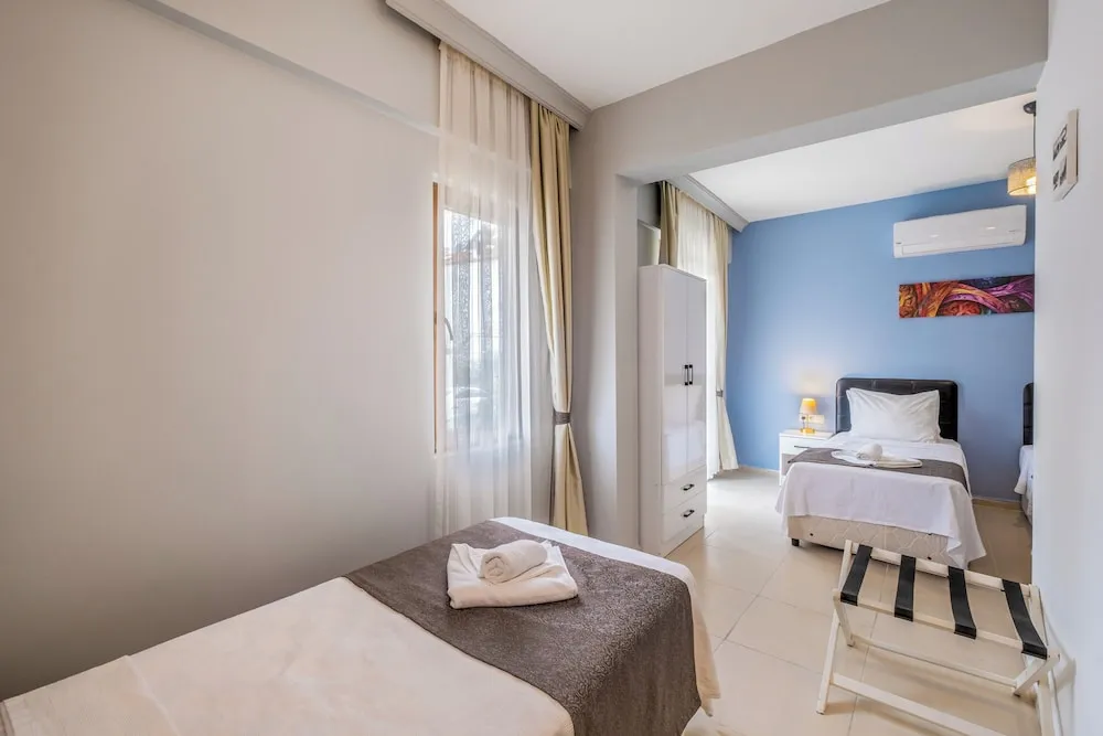 Üç Kişilik Oda, 3 Tek Kişilik Yatak