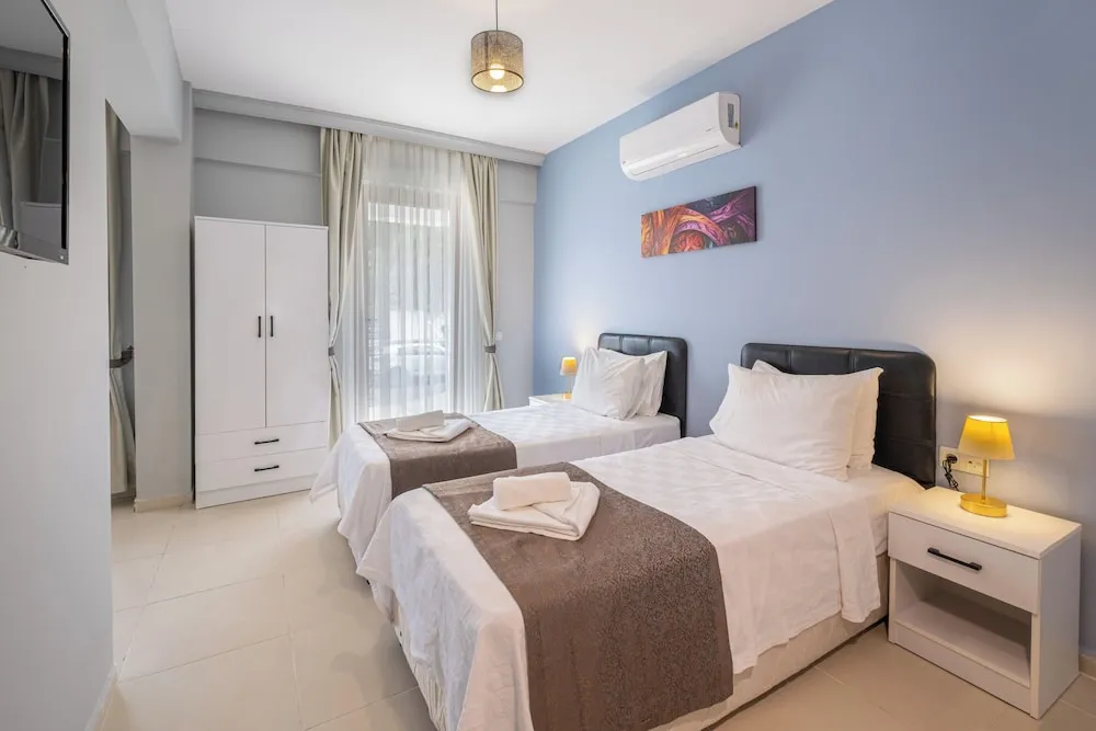 Üç Kişilik Oda, 3 Tek Kişilik Yatak