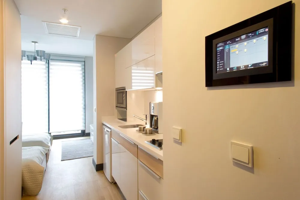 Deluxe Triple Suite Room