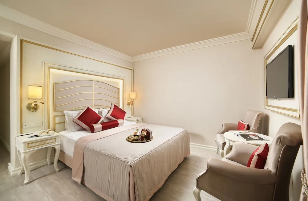 Deluxe Tek Büyük veya İki Ayrı Yataklı Oda, 1 En Büyük (King) Boy Yatak, Balkon, Şehir Manzaralı