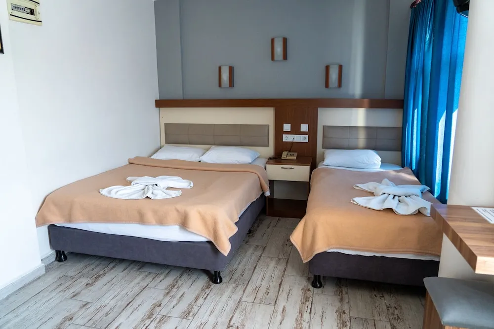 Standard Üç Kişilik Oda