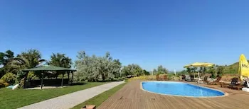 Ataol Beach & Bungalows