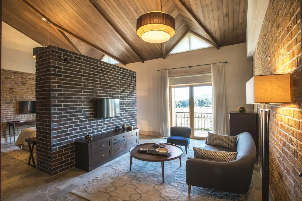 Suite Room, Balcony