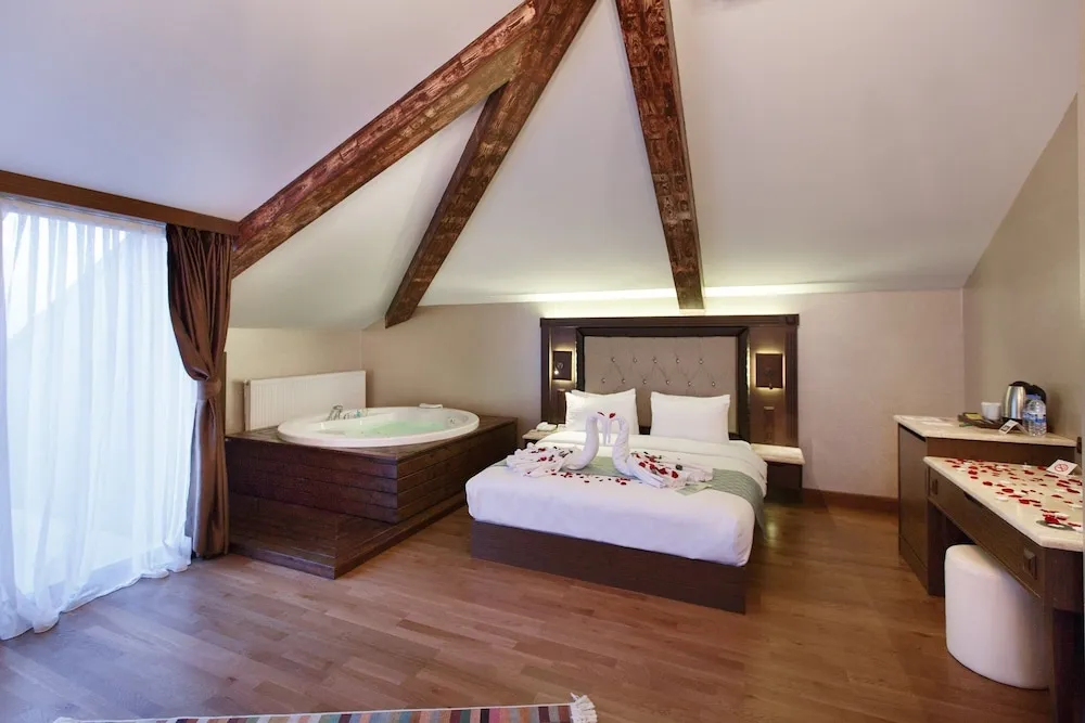 Deluxe Süit, Sıcak Su Küveti, Göl Manzaralı